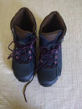 Oboz Sapphire Waterproof Hiking Boots Women's 7.5 Lace Up Outdoors EUC